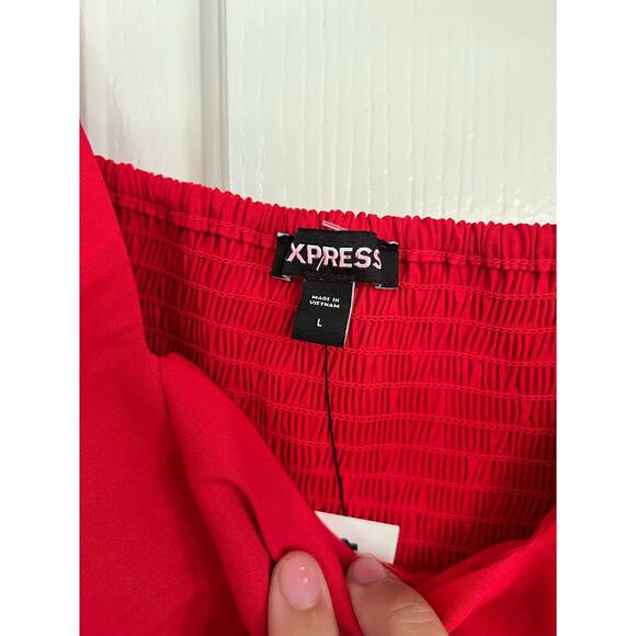 NWT Express Women's Red Flutter Sleeve Sweetheart Neck Peplum Top Size Large - Picture 4 of 7